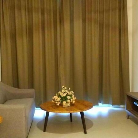 Barrington Square 2 Rooms Apartment At Golden Hill Night Market Бринчанг Екстер'єр фото