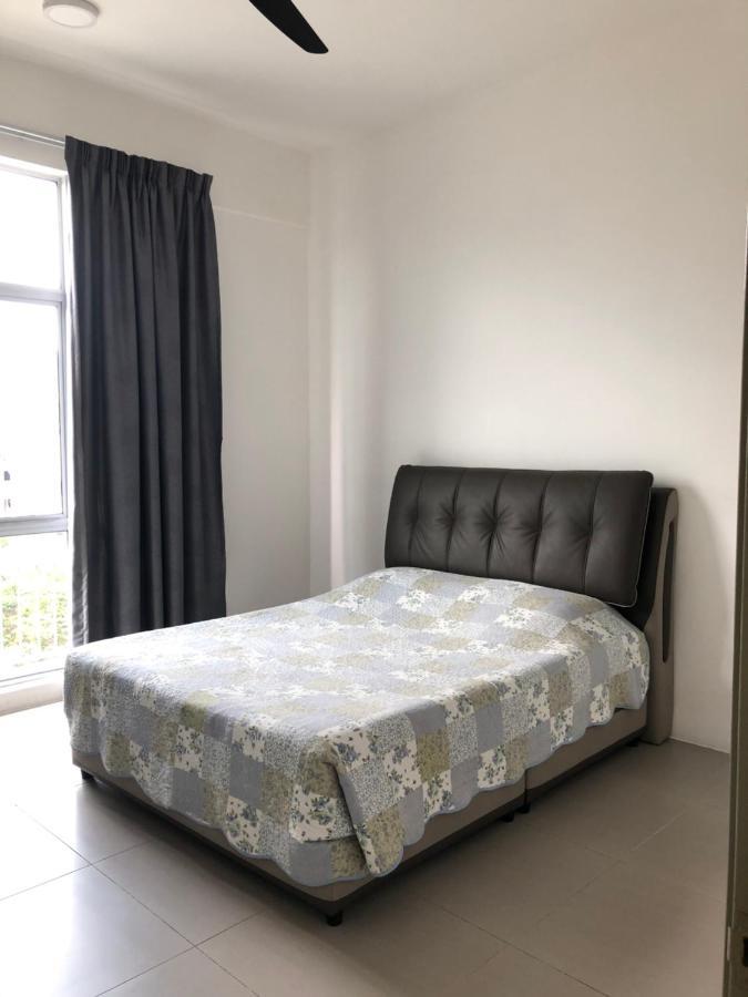 Barrington Square 2 Rooms Apartment At Golden Hill Night Market Бринчанг Екстер'єр фото